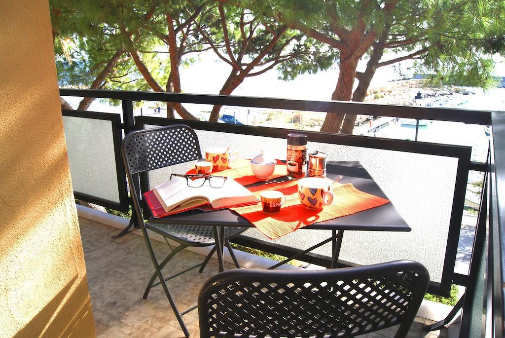 Ferienwohnung La Terrazza Tra Pini E Mare San Bartolomeo Al Mare Zimmer foto